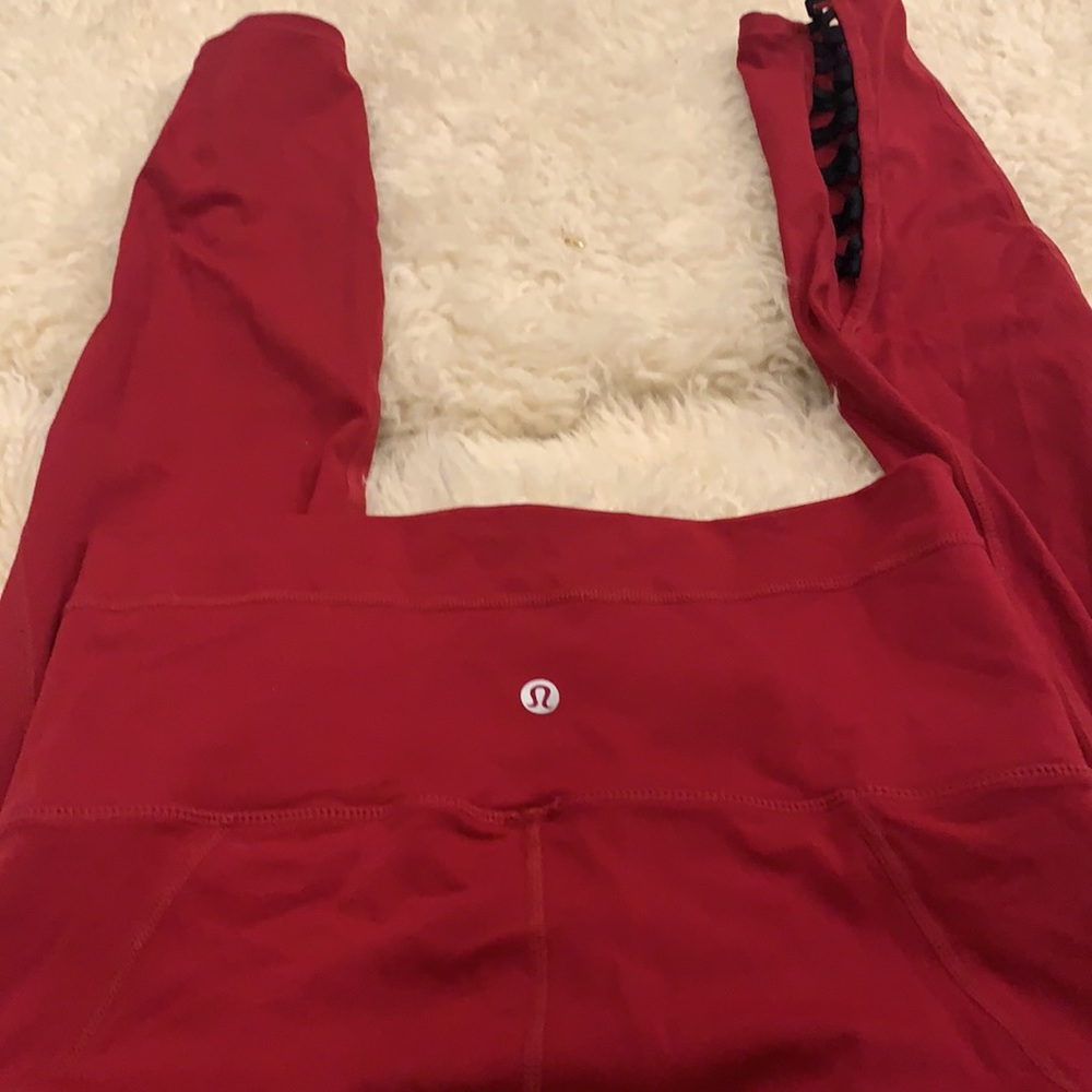 Lulu lacing leggings